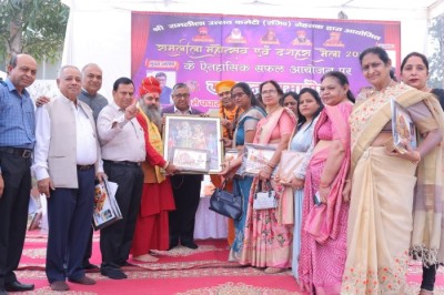Attended felicitation ceremony by Shri Ramleela Utsav Committee, Rohtak, and honoured media and committee members for contributions.